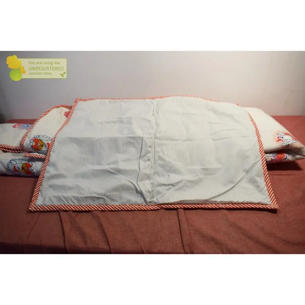 Pillowfort Twin Patisserie Pet Shoppe Kids' Quilt Set (Marks)